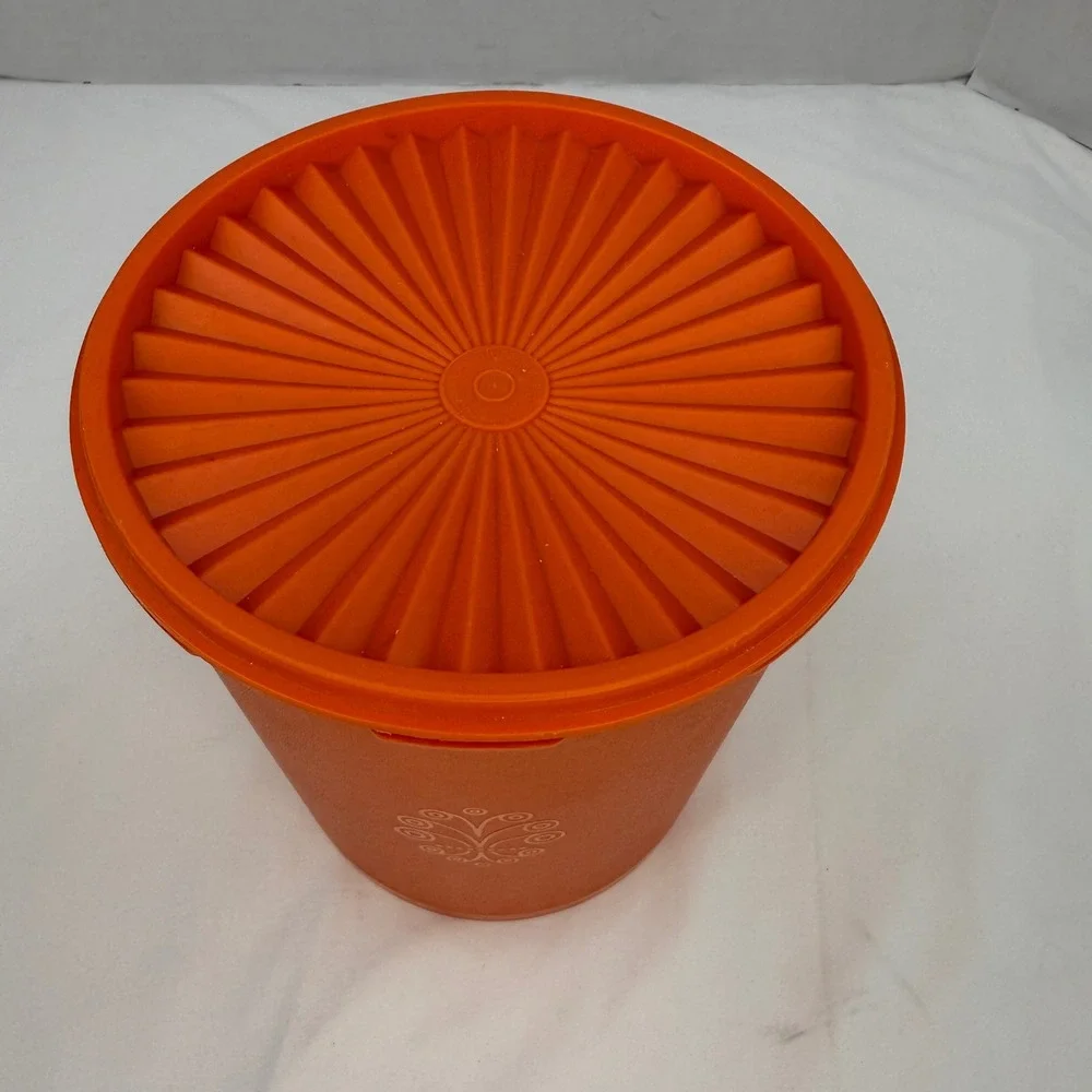 Vintage Tupperware Orange Servalier Canister Sunburst Lid 805-3 Retro Kitchen